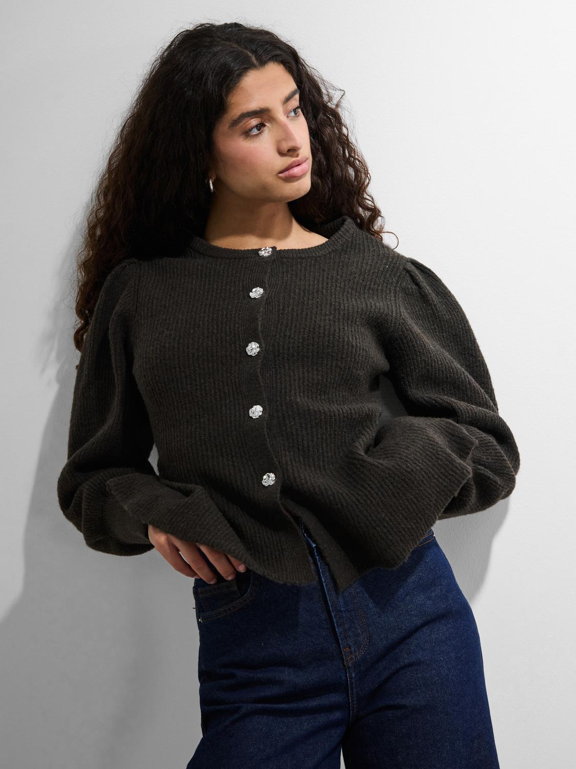 PCANNIE Knit Cardigan - Delicioso
