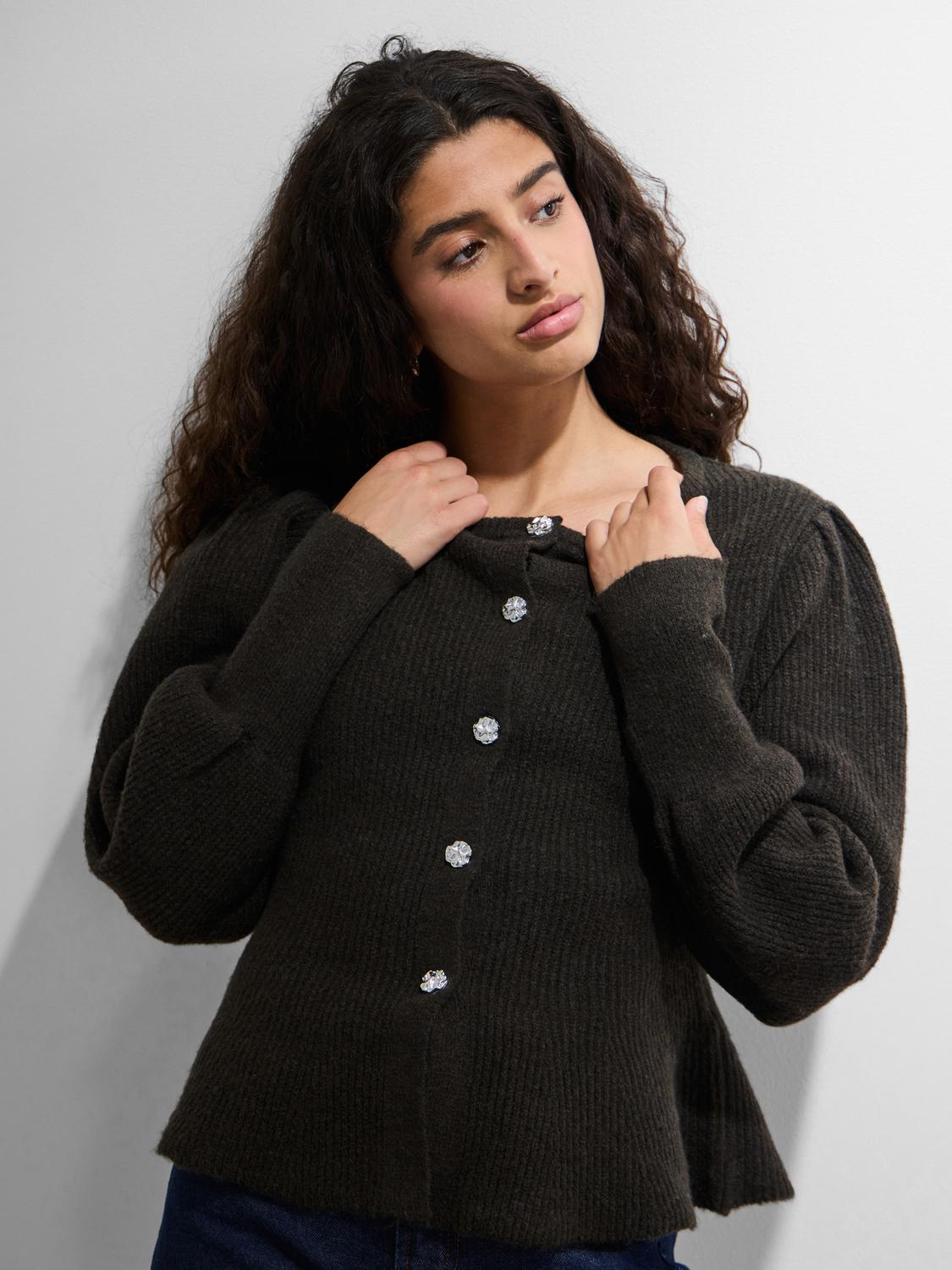 PCANNIE Knit Cardigan - Delicioso